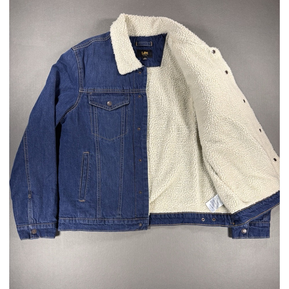 NWT LEE Blue Denim Sherpa Lined Trucker Jacket Men's Size M
